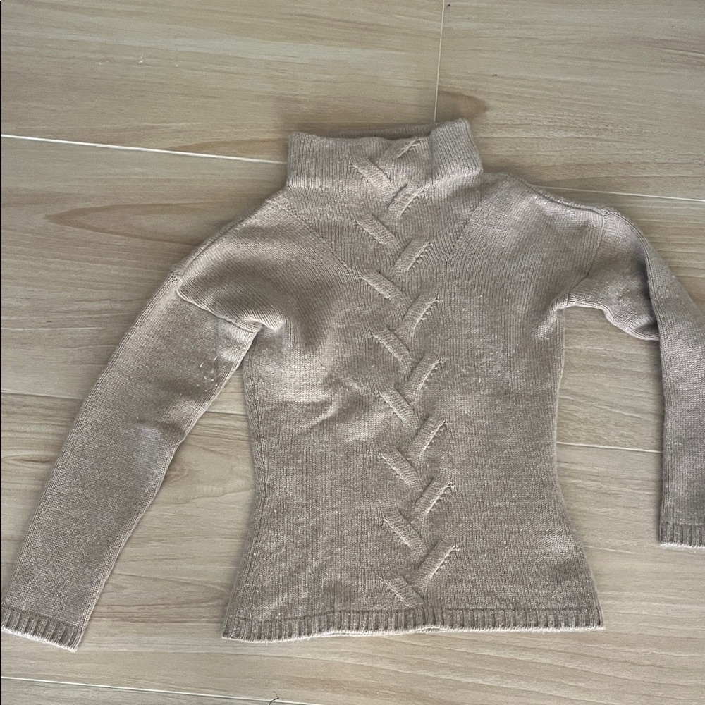 Lorena Antoniazzi 100% Cashmere Beige Sweater